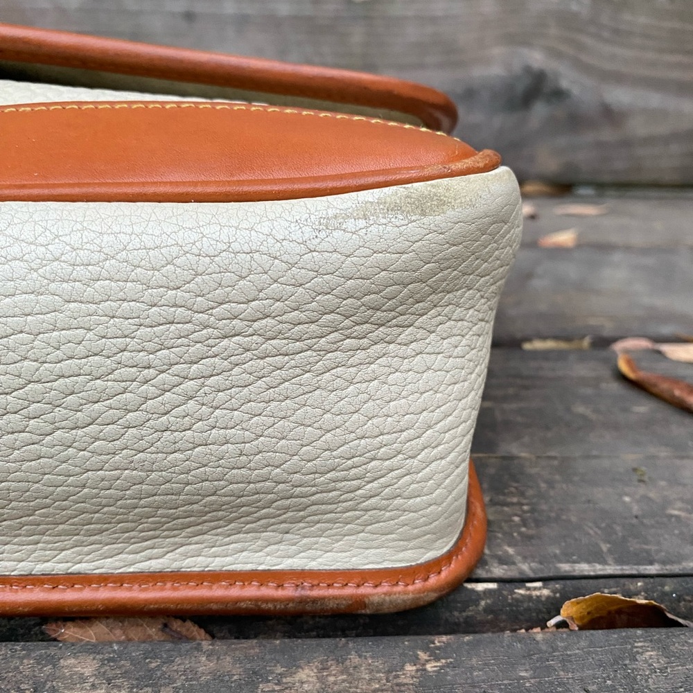 Vintage Dooney & Bourke Purse - Picture 9 of 15